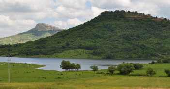 Cairano: in volo sulla rupe